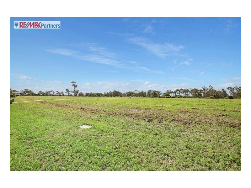 11 Sandcastles Circuit, Burrum Heads QLD 4659