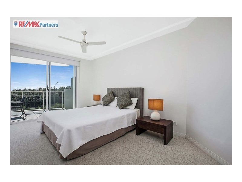 206/239 Esplanade, Pialba QLD 4655