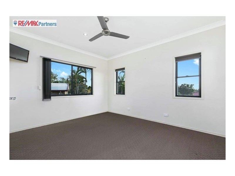 8 Lygon Court, Urraween QLD 4655