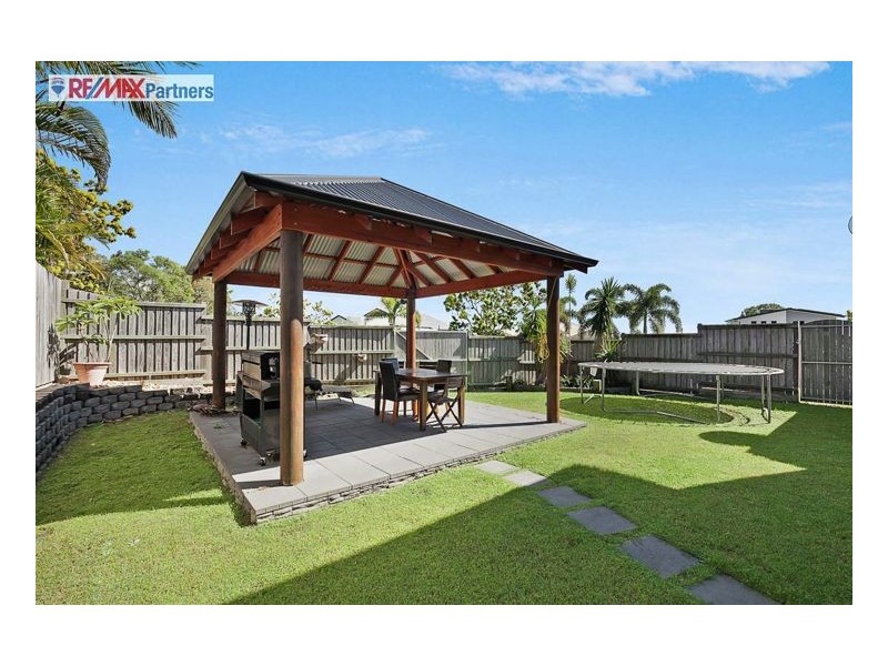 8 Lygon Court, Urraween QLD 4655