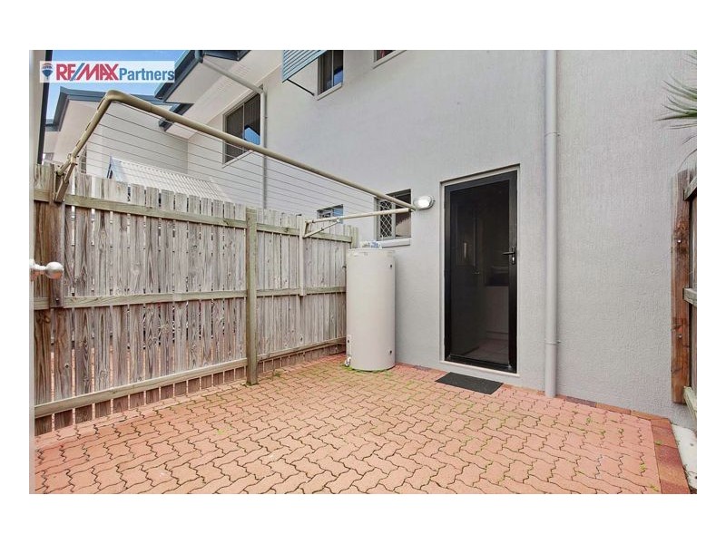 1/30 East Street, Scarness QLD 4655
