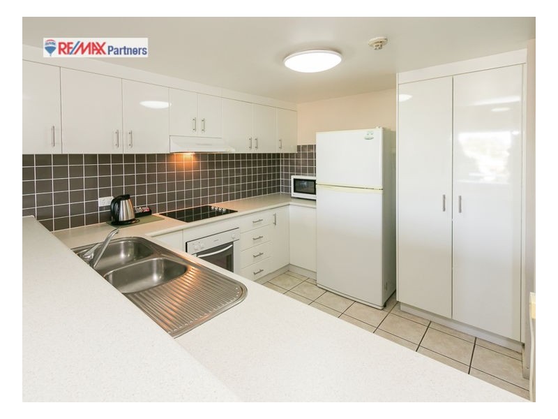 18/397 Esplanade, Torquay QLD 4655