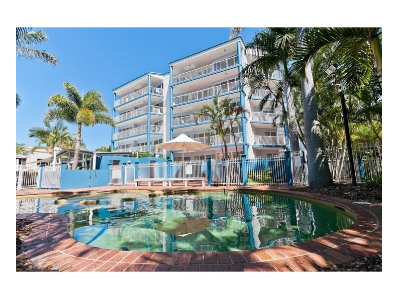 18/397 Esplanade, Torquay QLD 4655