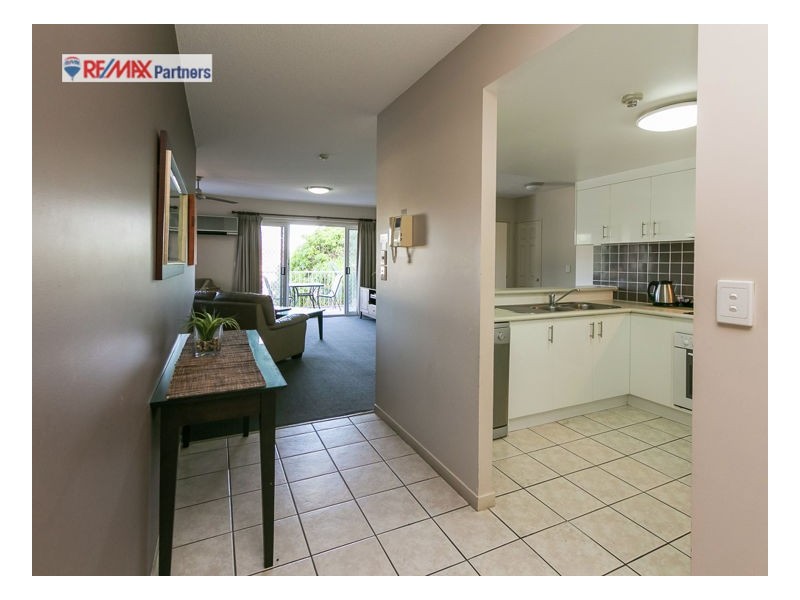 18/397 Esplanade, Torquay QLD 4655