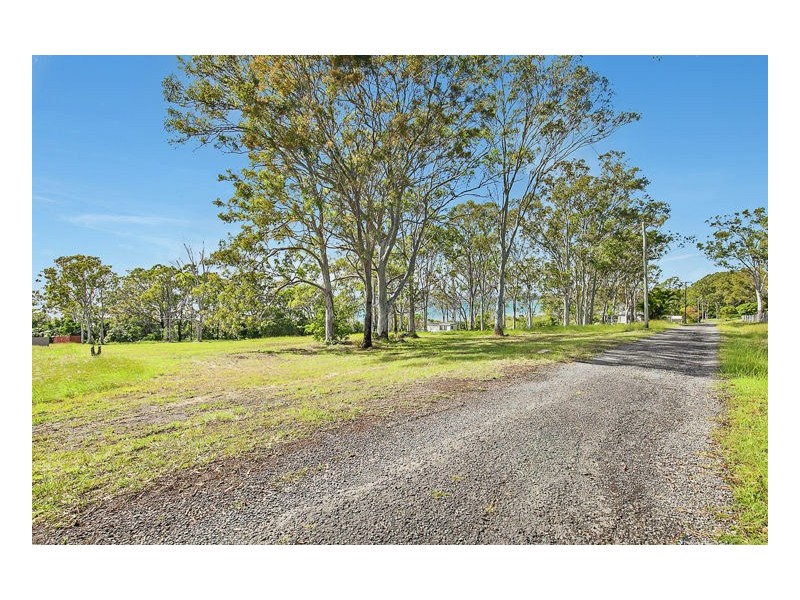 8 Zena Close, River Heads QLD 4655