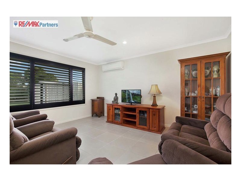 90 Endeavour Way, Eli Waters QLD 4655