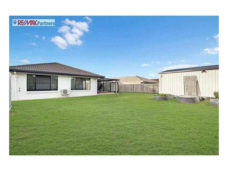 90 Endeavour Way, Eli Waters QLD 4655