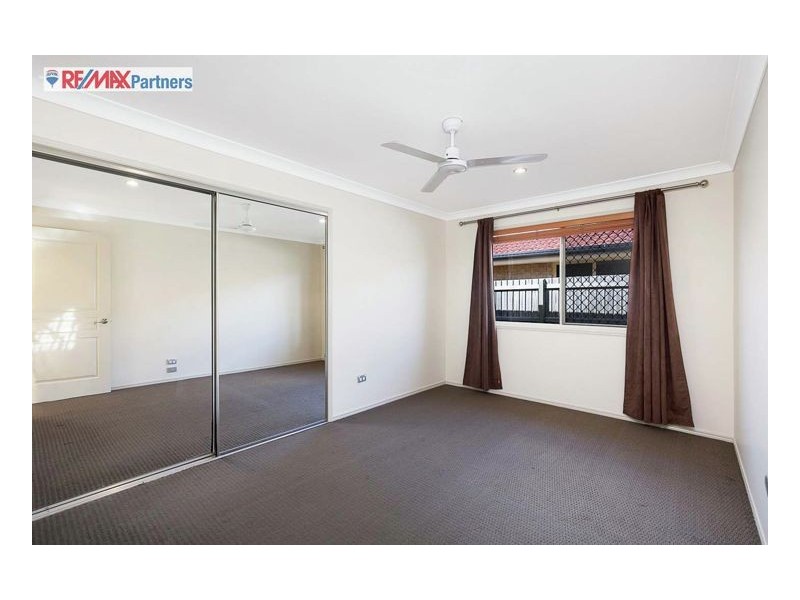 6 Whistler Court, Eli Waters QLD 4655