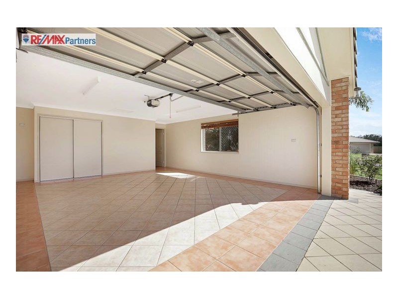 6 Whistler Court, Eli Waters QLD 4655