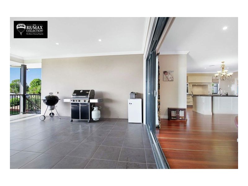 69 Jacobsen Outlook, Urraween QLD 4655
