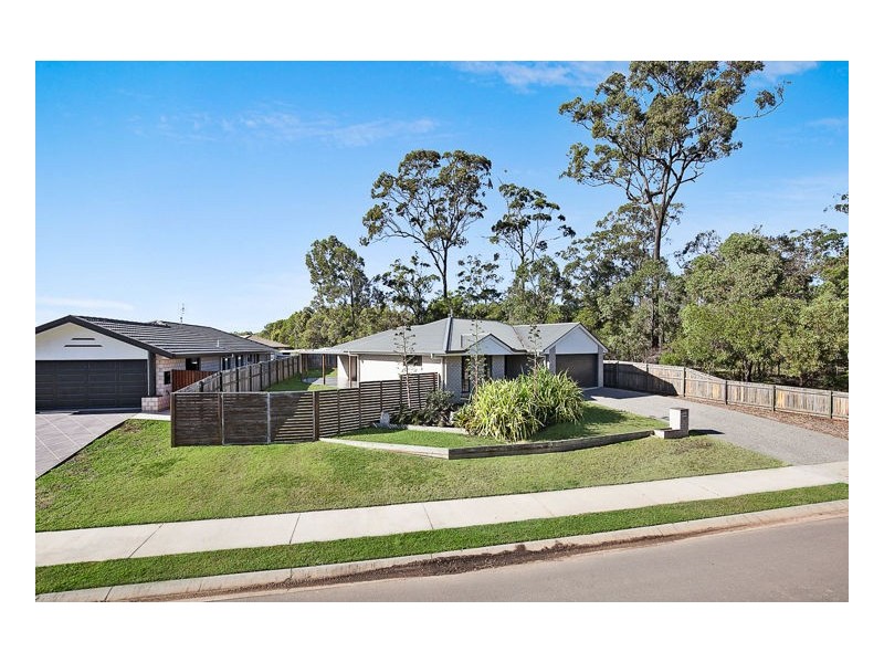 32 Crystal Court, Urangan QLD 4655