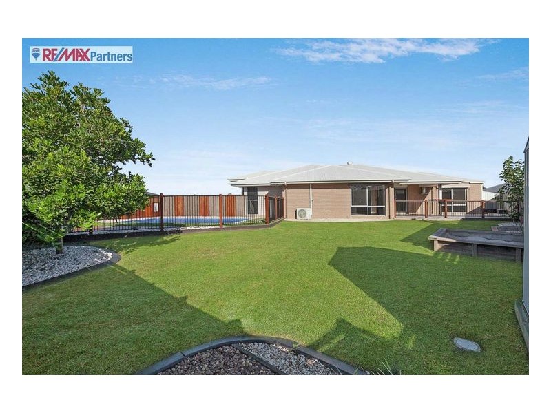13 Lawson Road, Urraween QLD 4655