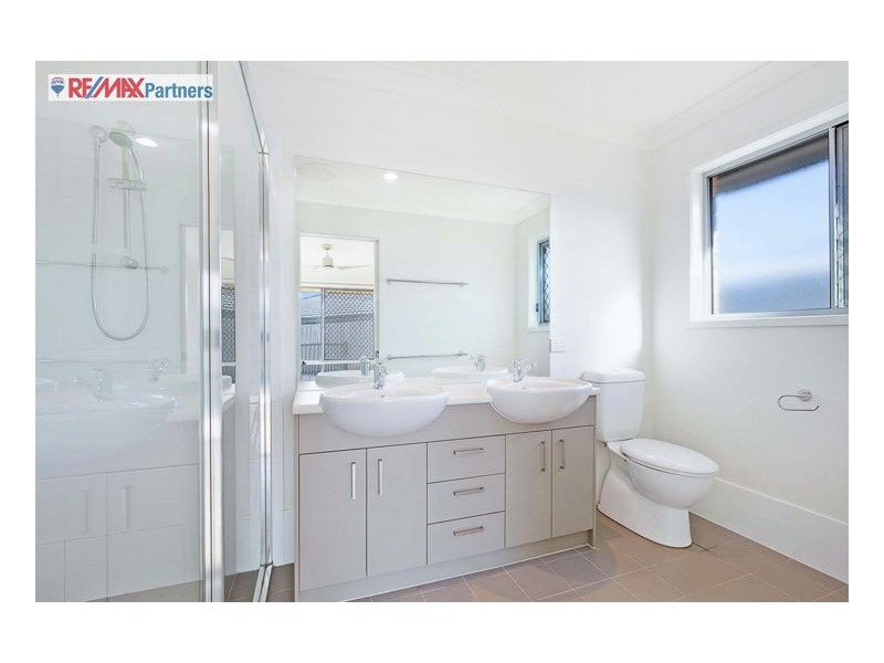 13 Lawson Road, Urraween QLD 4655