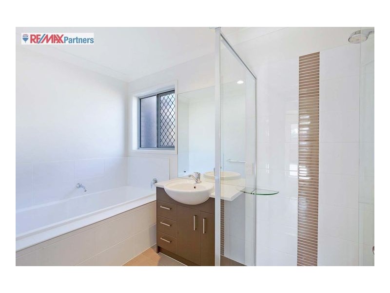 13 Lawson Road, Urraween QLD 4655