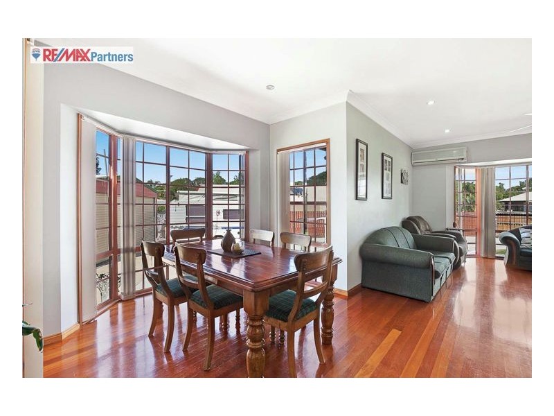 3 Rosalind Ct, Torquay QLD 4655