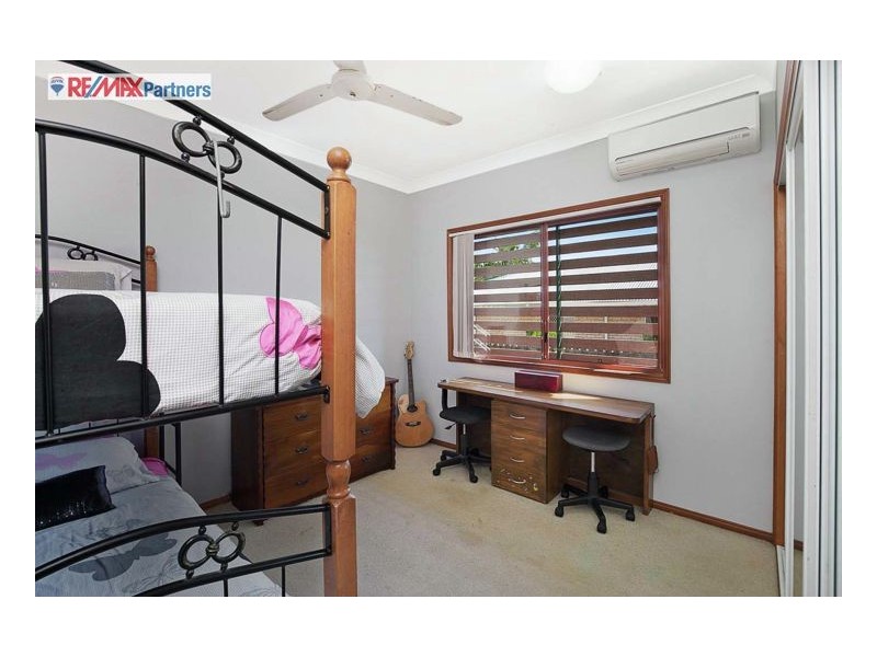 3 Rosalind Ct, Torquay QLD 4655