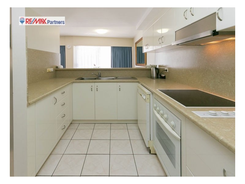 8/397 Esplanade, Torquay QLD 4655