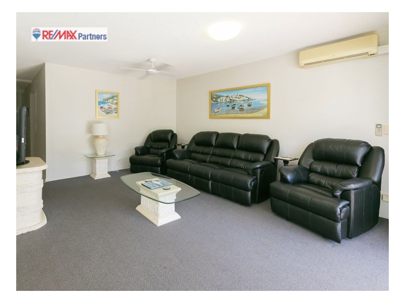 8/397 Esplanade, Torquay QLD 4655