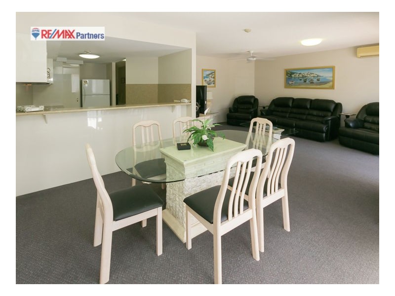 8/397 Esplanade, Torquay QLD 4655