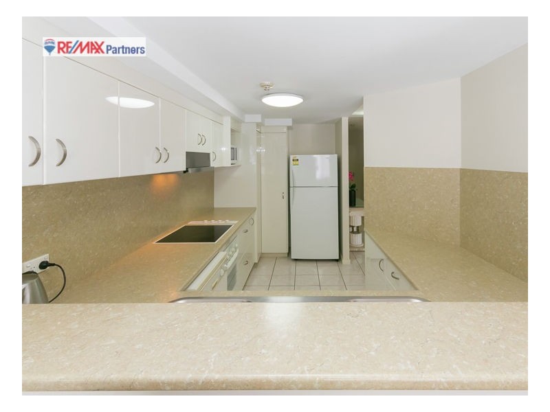 8/397 Esplanade, Torquay QLD 4655