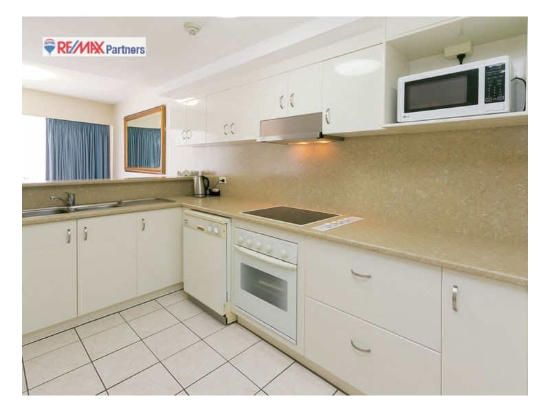 8/397 Esplanade, Torquay QLD 4655