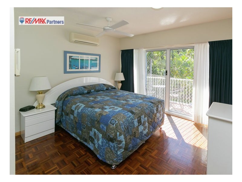 8/397 Esplanade, Torquay QLD 4655