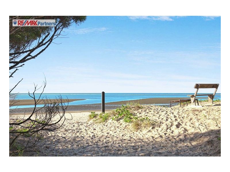 10 Ries Road, Toogoom QLD 4655