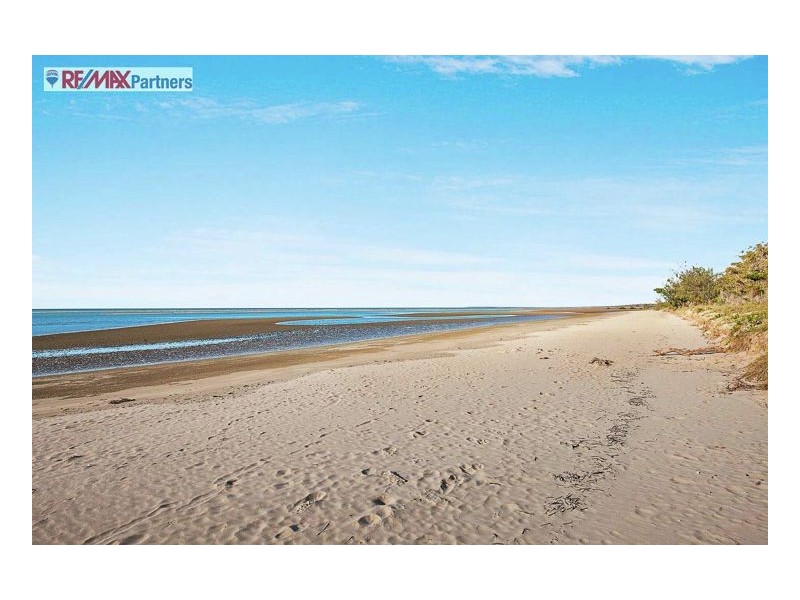 10 Ries Road, Toogoom QLD 4655