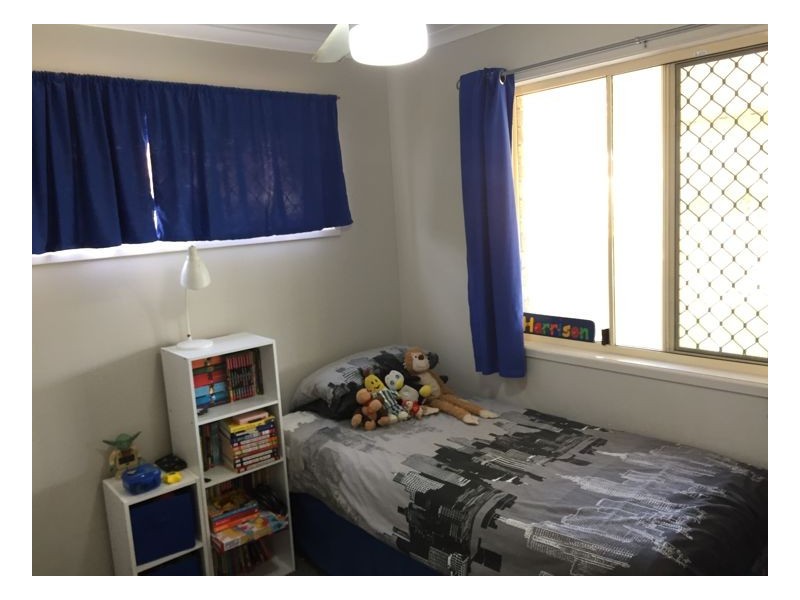 5 Vanda Street, Urangan QLD 4655