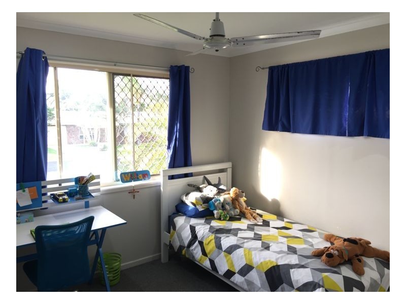 5 Vanda Street, Urangan QLD 4655
