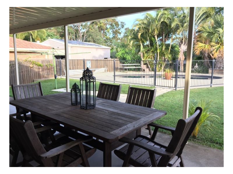 5 Vanda Street, Urangan QLD 4655