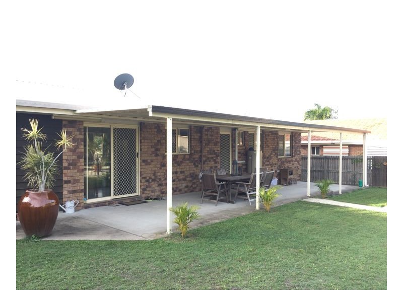 5 Vanda Street, Urangan QLD 4655