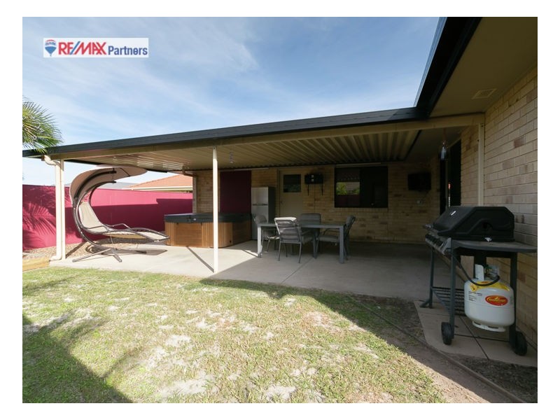 11 Red Gum Court, Urraween QLD 4655