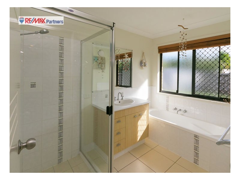 11 Red Gum Court, Urraween QLD 4655