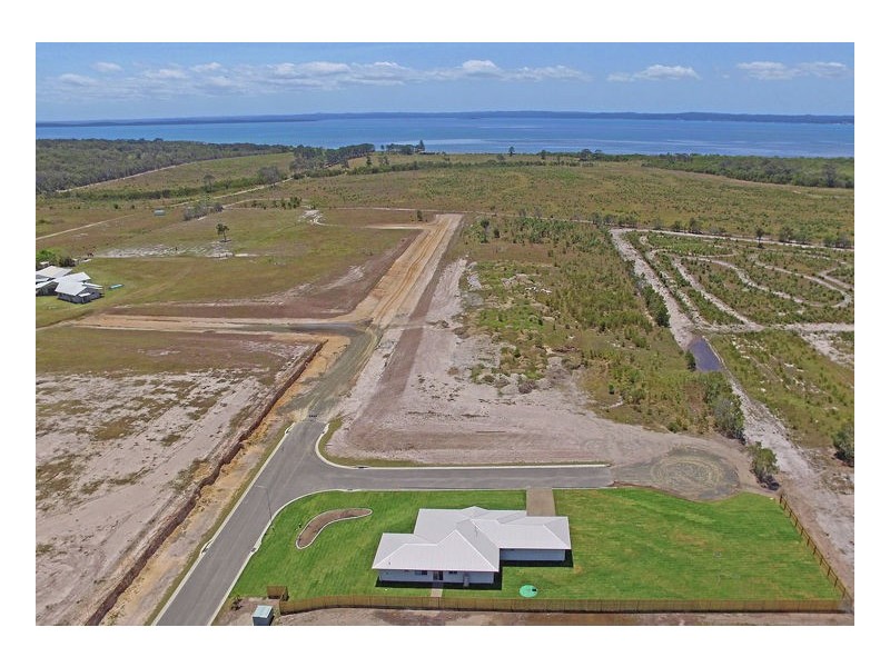 12 Mahalo Road, Booral QLD 4655