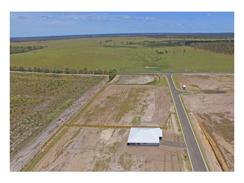 12 Mahalo Road, Booral QLD 4655