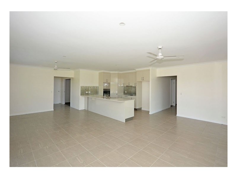 22 Mahalo Road, Booral QLD 4655