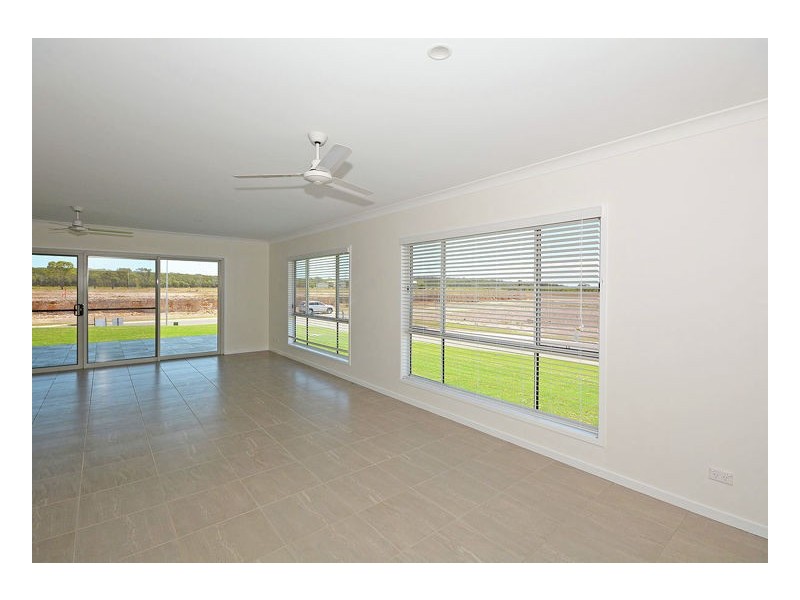 22 Mahalo Road, Booral QLD 4655