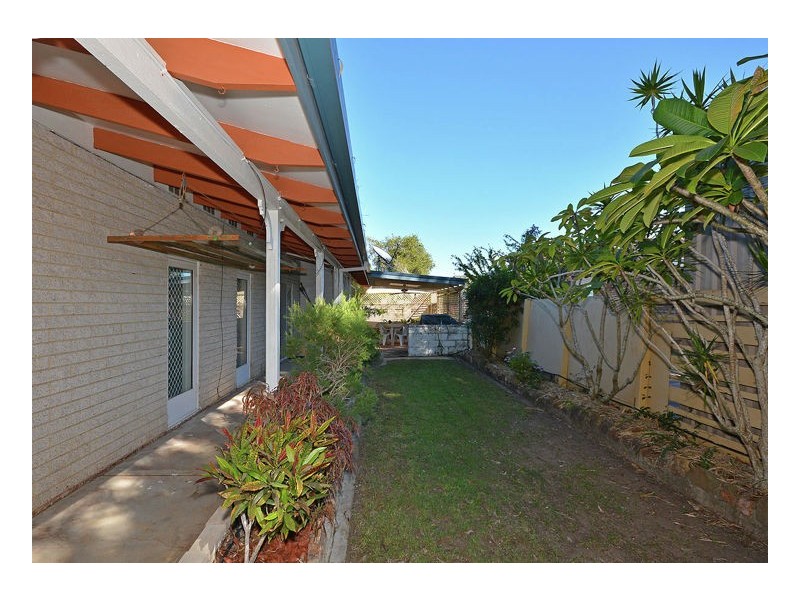 25 Hayworth Street, Point Vernon QLD 4655