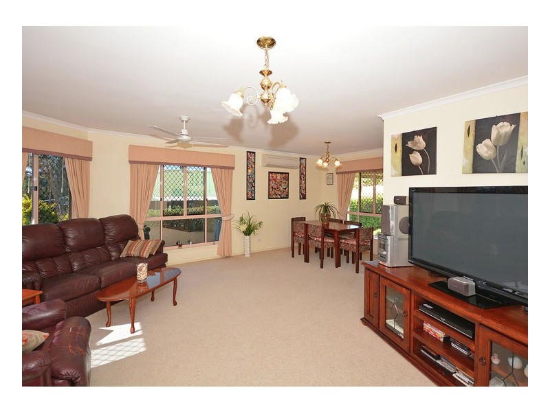 4 Nicholson Court, Urraween QLD 4655