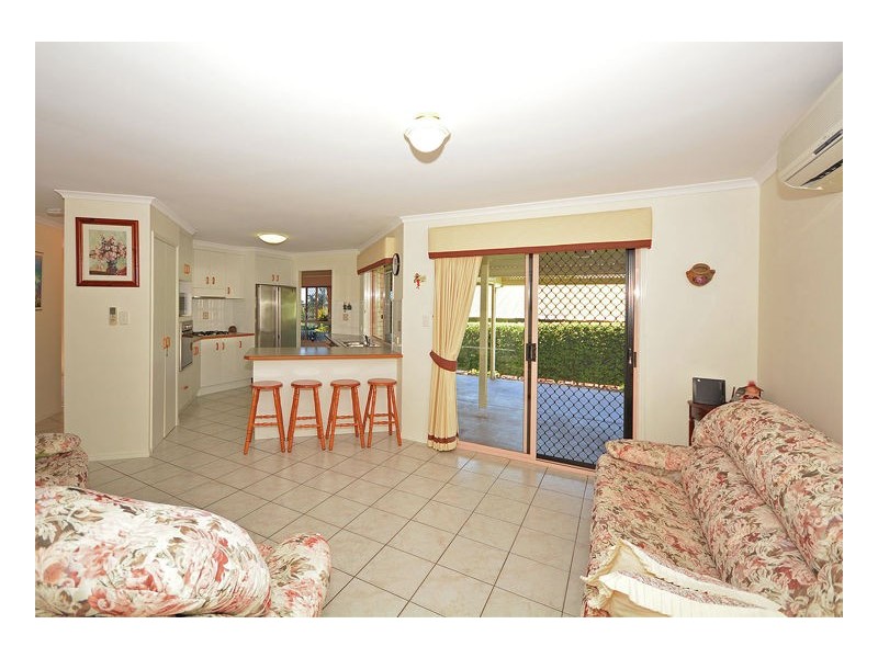 4 Nicholson Court, Urraween QLD 4655