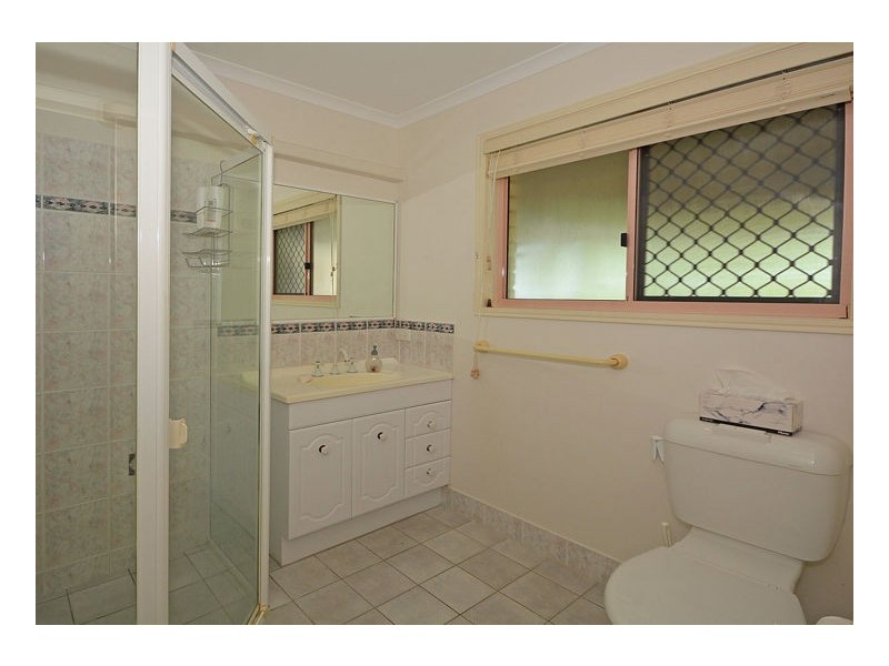 4 Nicholson Court, Urraween QLD 4655
