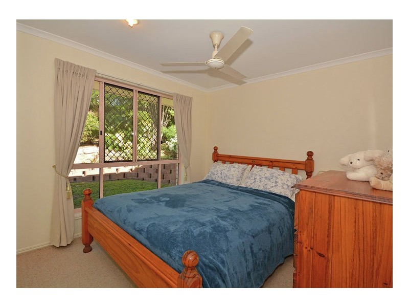 4 Nicholson Court, Urraween QLD 4655