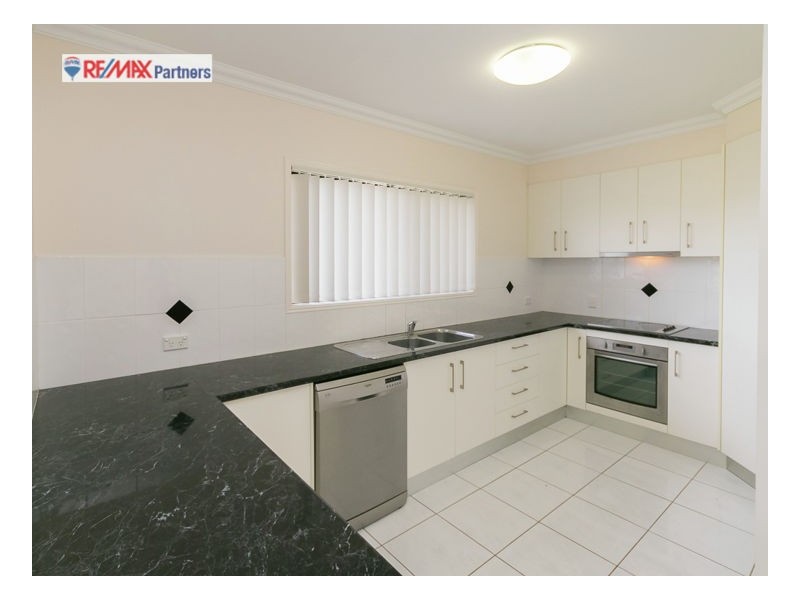 24 Bounty Circuit, Eli Waters QLD 4655