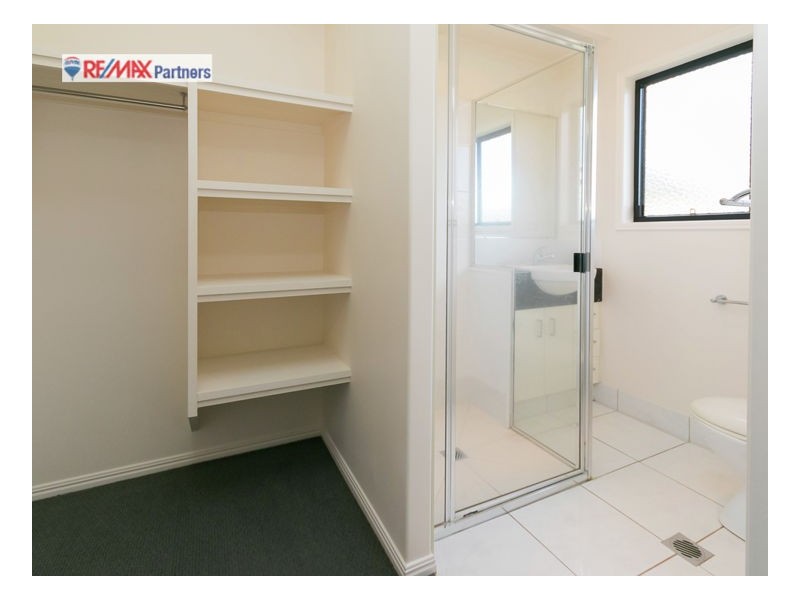 24 Bounty Circuit, Eli Waters QLD 4655