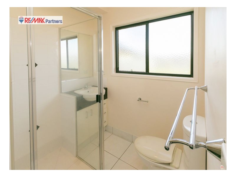 24 Bounty Circuit, Eli Waters QLD 4655