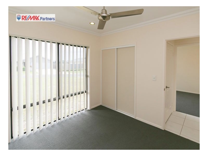 24 Bounty Circuit, Eli Waters QLD 4655