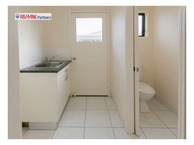 24 Bounty Circuit, Eli Waters QLD 4655