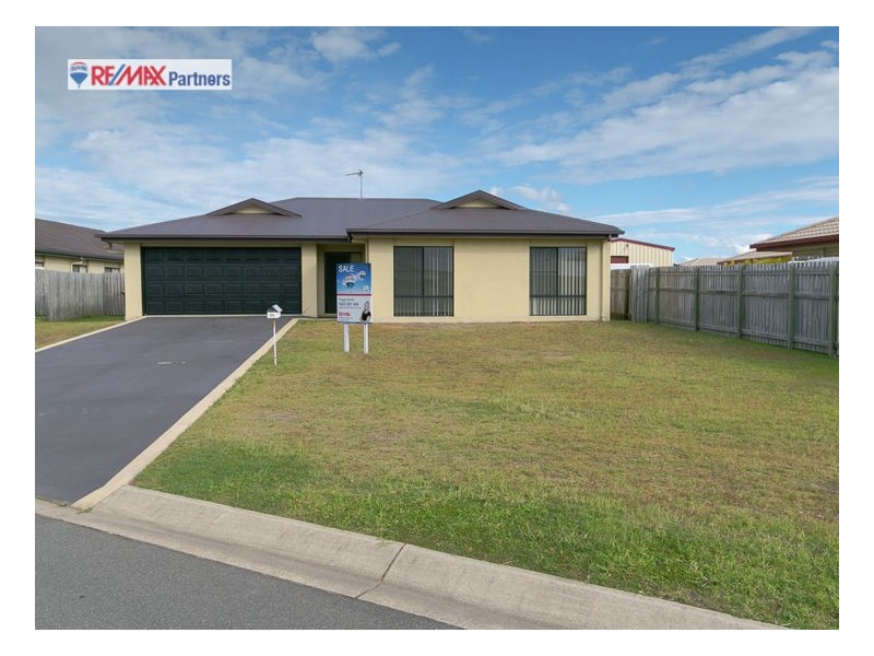 24 Bounty Circuit, Eli Waters QLD 4655