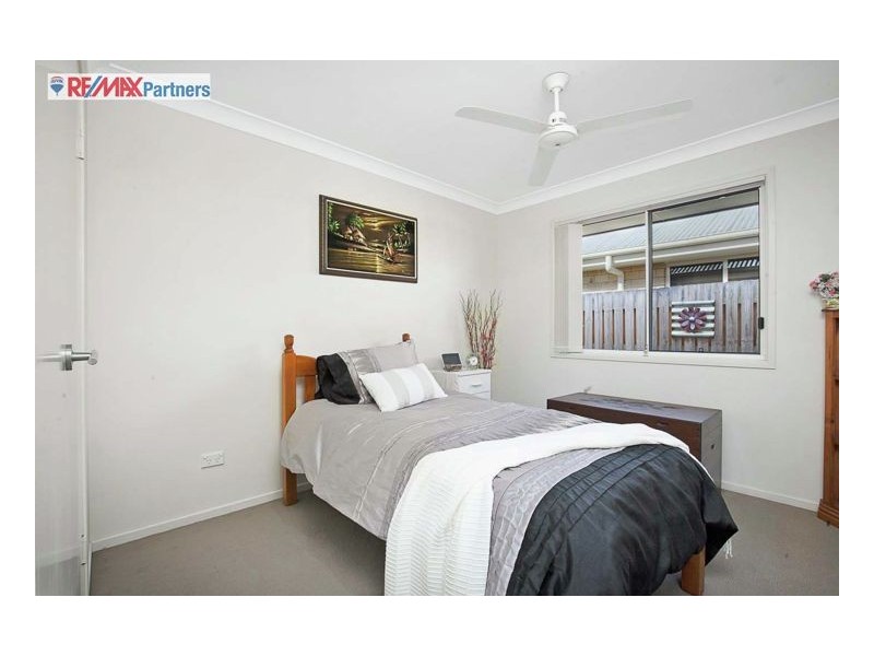 1/11 Daintree Drive, Urangan QLD 4655